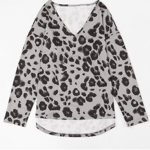 Gray Leopard Split Joint V Neck Long Sleeve Top size small